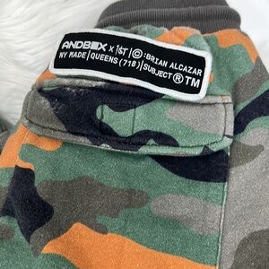 ANDBOX X 1ST Brian Alcazar GAMERS Camoflauge Joggers Streetwear Size Small
